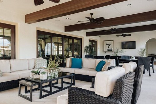 Golfer Paradise! Brand New 2b/2b Home at PGA West.