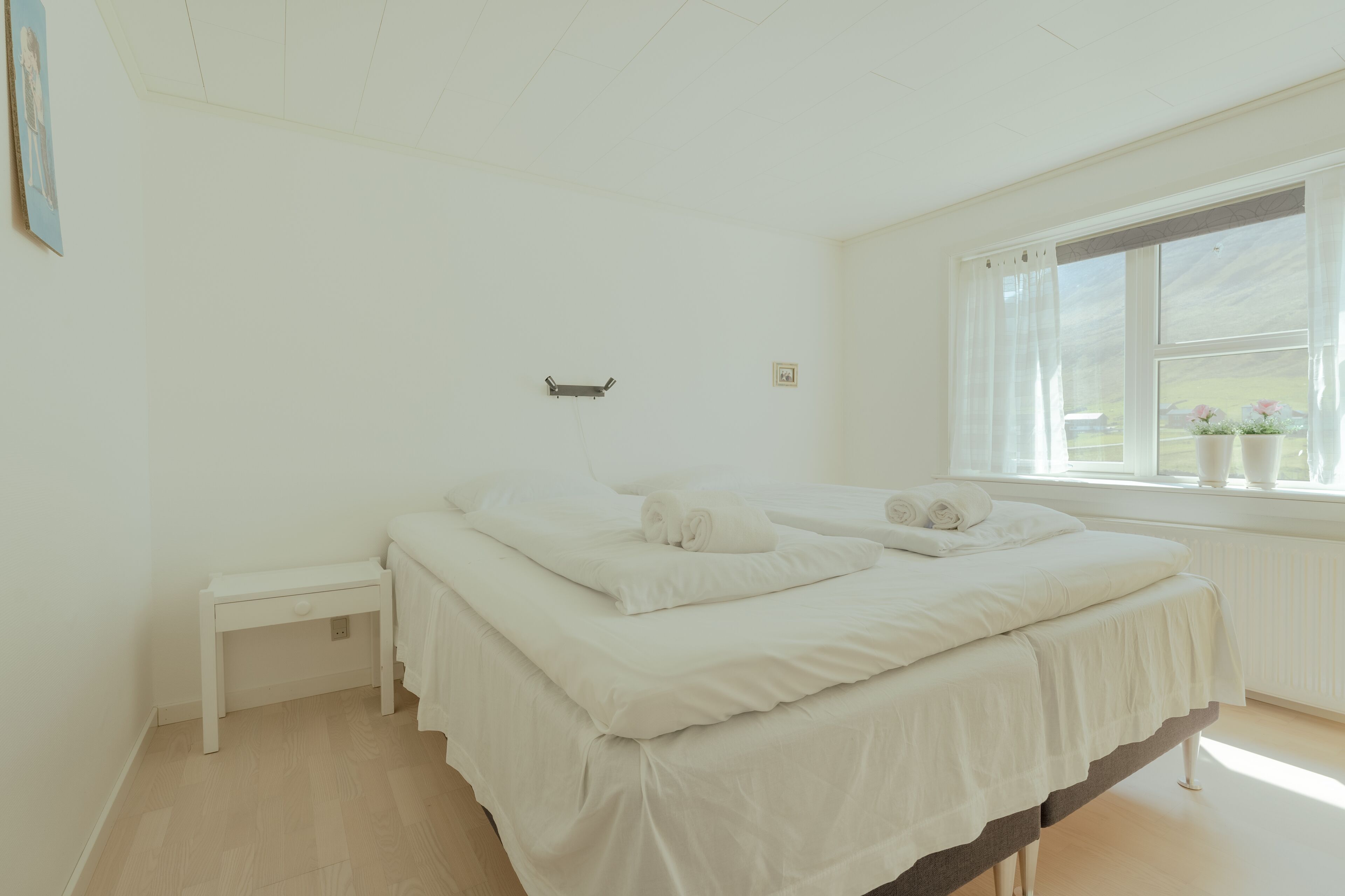 Rumah Standar | 2 kamar tidur dan didekorasi berbeda-beda