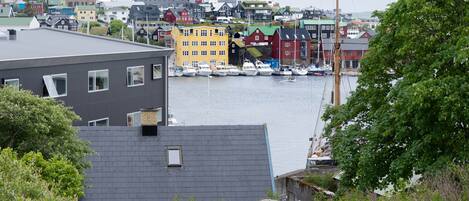 Vue depuis lâhĂ©bergement