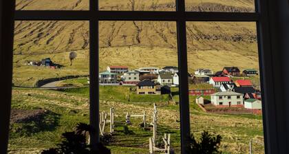 Lovely 4-Br House | Sea View | Nature