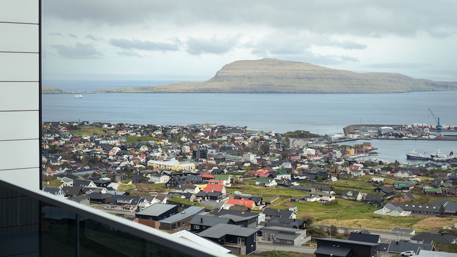 Nordic Swan Aparthotel | Seaview| Stunning 2Br Apt