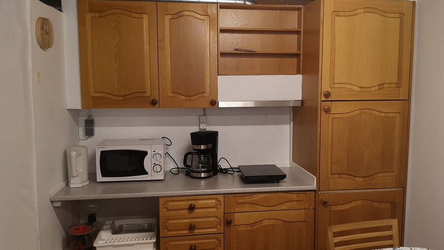 1 Br Apt | Selatrað | Free Parking