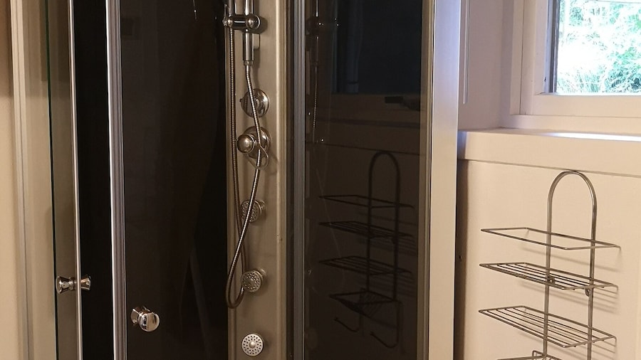 1 Br Apt | Selatrað | Free Parking