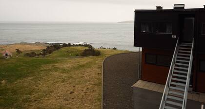 Stunning 1-Bedroom Apt With Breathtaking Scenery