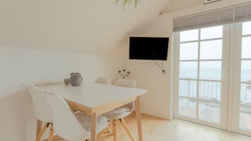 Room | Dining room