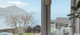 Serenity By The Sea | 3-Br House | Sea View