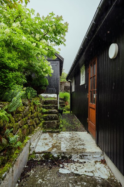 Calm & Cozy | Scenic Village | Nature