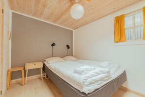 2 habitaciones, decoración personalizada y muebles diferentes 