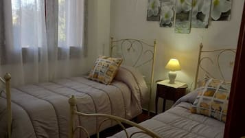 2 chambres, Wi-Fi gratuit, draps fournis