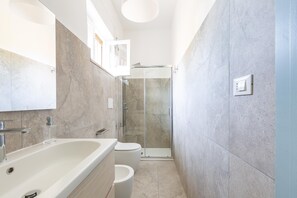 Villa | Badezimmer