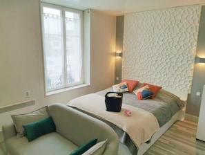 1 bedroom, travel crib, WiFi, bed sheets
