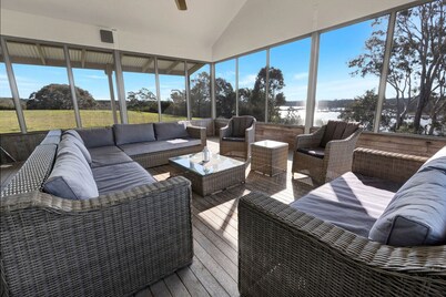 The AUSF Homestead - Retreat offers a blend of tranquility and amenities