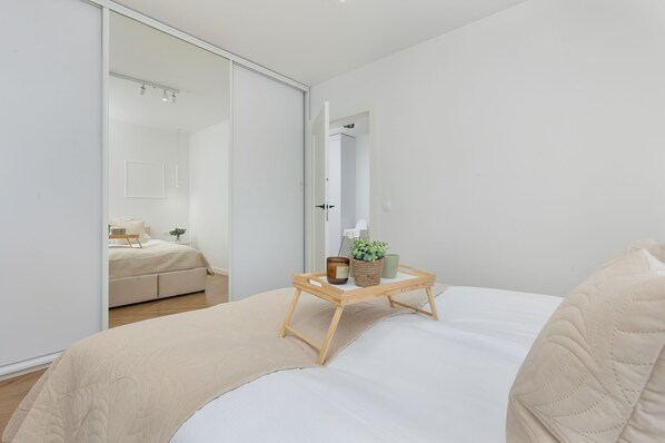 1 bedroom, free WiFi, bed sheets - Zbożowa 2A Apartments Cracow by Renters (Kraków)