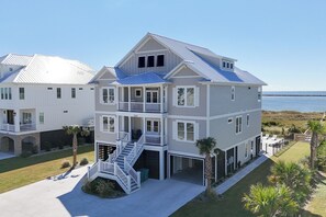 Exterior - New 10 BR Oceanfront Beach House! Carrocce Sea Ranch. (Murrells Inlet)