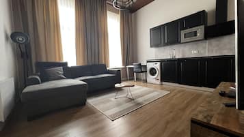 City Apartment 11 | 客廳