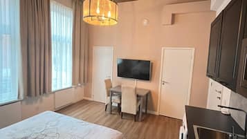 City Studio apartment 10 | 客廳