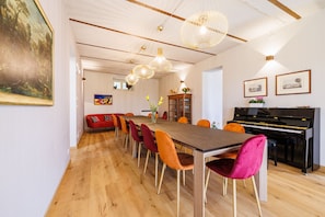 Villa | Esszimmer