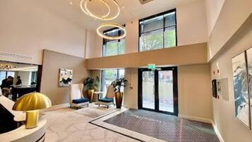 Apartment | Lobby