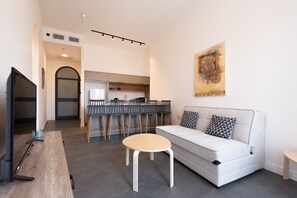 Lägenhet - 2 sovrum - balkong | Matservice på rummet