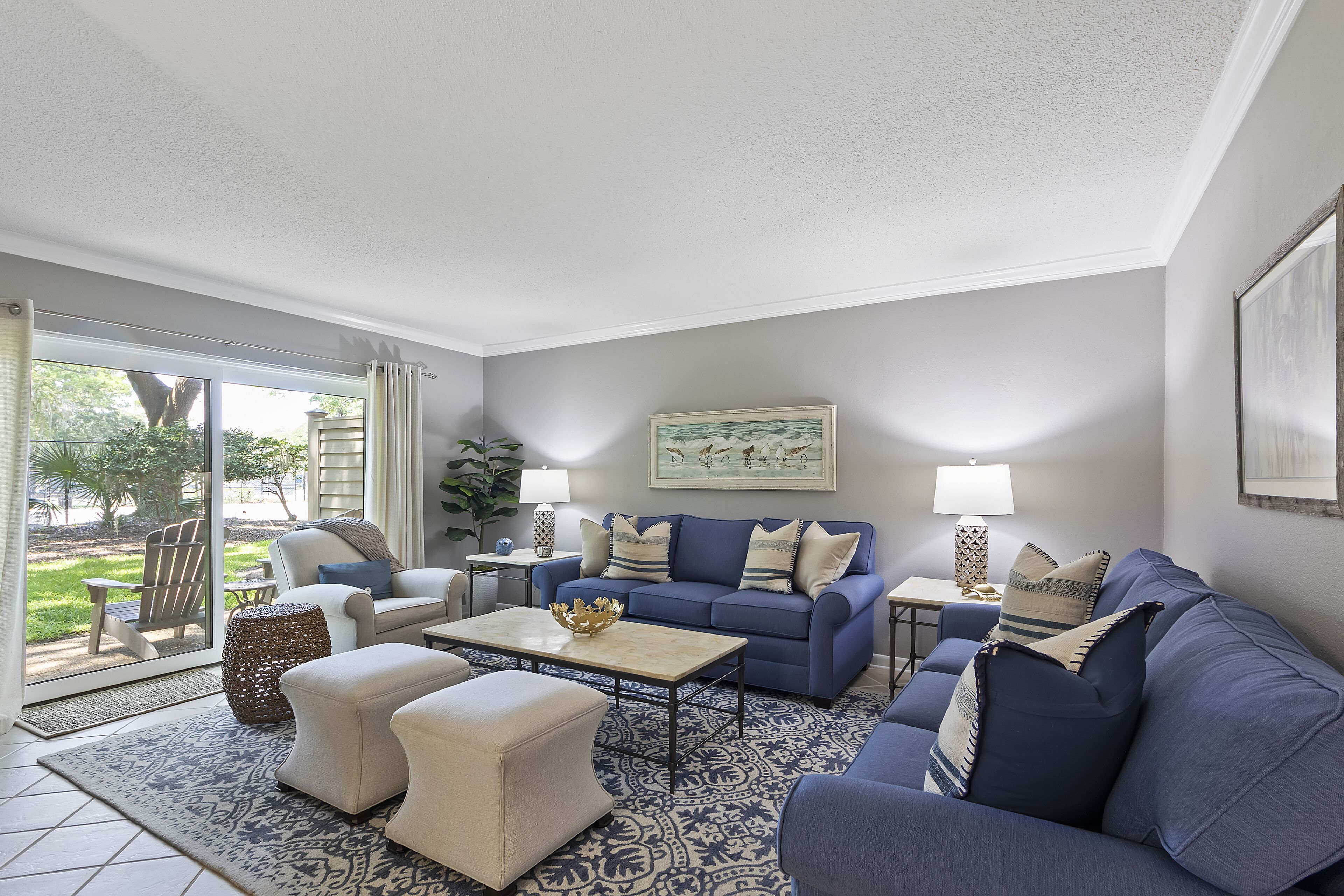 Updated three-story Villa in Sea Pines Resort, Sleeps 8 in heart of Harbour Town