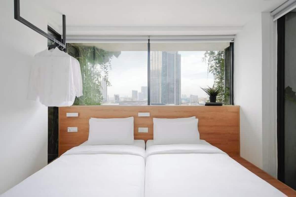 Minibar, in-room safe, desk, blackout drapes