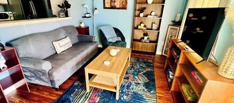 AU Condo Getaway Across From Vet School - Kitchen, Pools, Queen BR, Pets Welcome