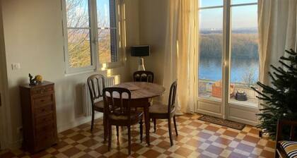 Maison élégante et sereine avec vue imprenable sur la Seine