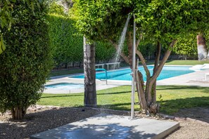 Beheizter Pool
