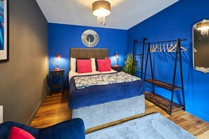 2 bedrooms, iron/ironing board, travel cot, free WiFi