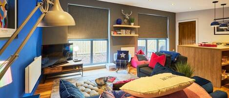 TV, DVD player, books, offices