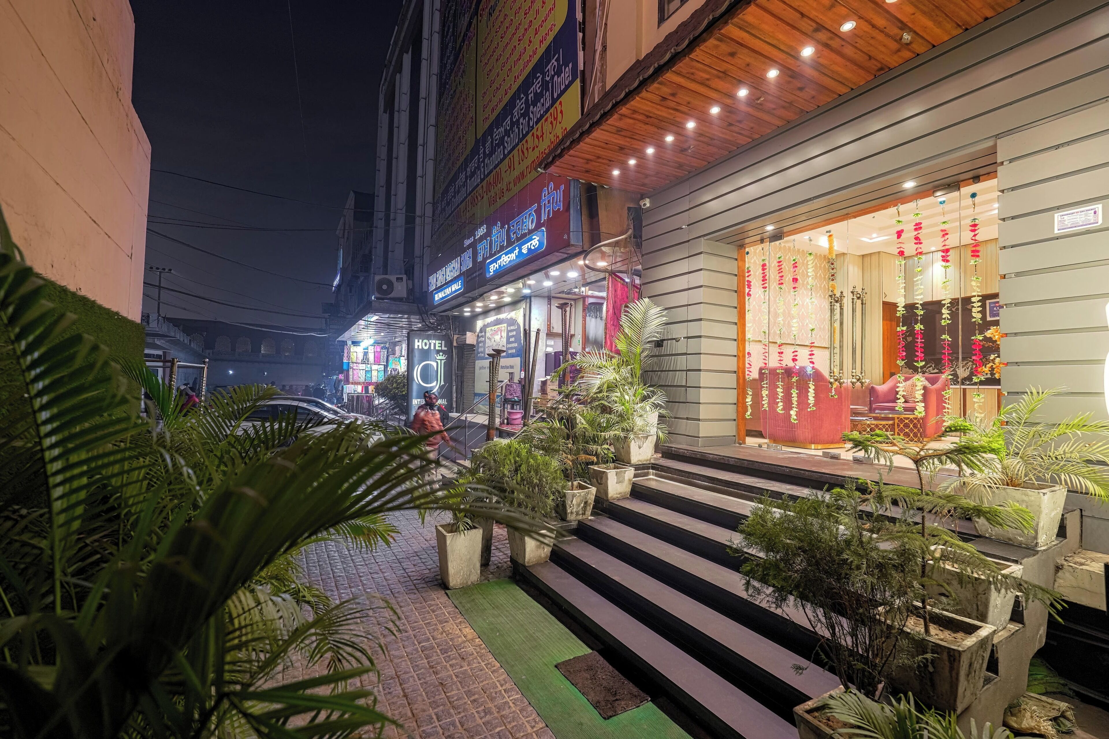 Front of property - evening/night