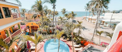 حمّام سباحة خارجي