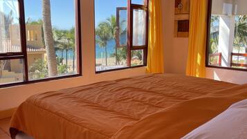 1 bedroom, in-room safe, free WiFi, bed sheets