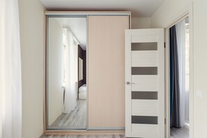 Comfort Apartment | 1 bedroom, iron/ironing board, free WiFi