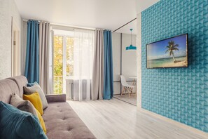 Apartament Comfort | 1 dormitori, planxa i posts de planxar i wifi gratuïta 