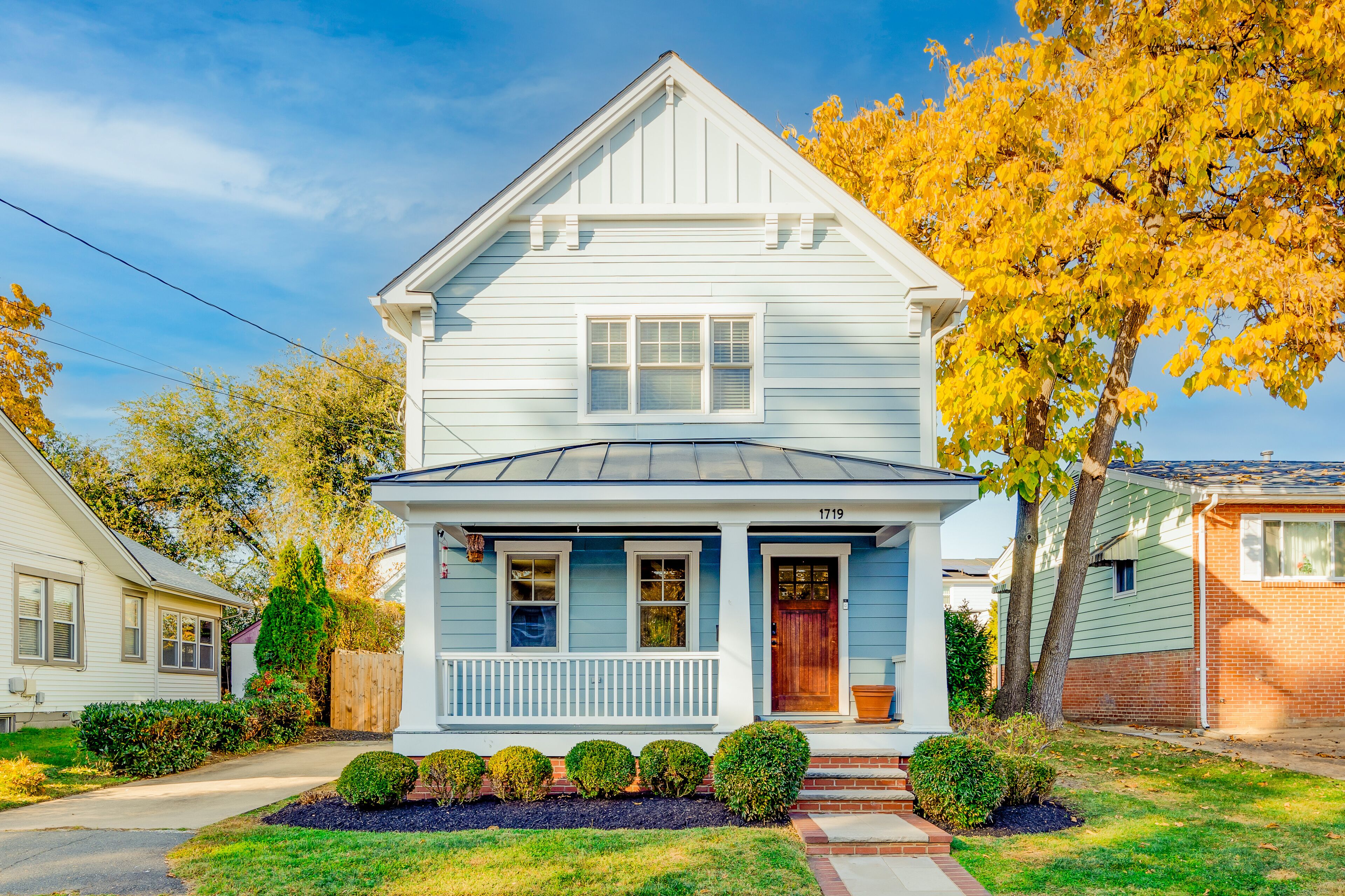 Executive 4bdr House minutes from D.C.