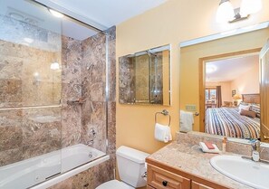 Condo, 2 Bedrooms | Bathroom