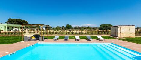 Seasonal outdoor pool