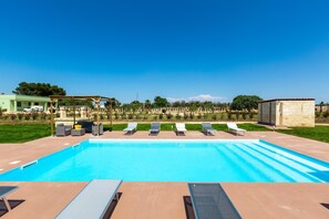 Seasonal outdoor pool - 3418 Villa La Quiete by Barbarhouse (Lequile)