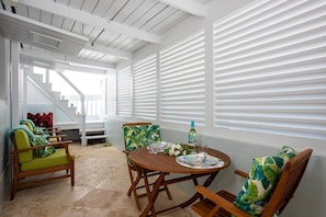 Cottage, 1 Bedroom | Dining