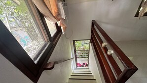Standard Double Room - Wave Heaven Cloud 9 (General Luna)