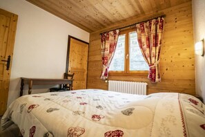 2 bedrooms, WiFi - Wifi, 280m from ski lifts, 1st floor, balcony, parking, tv, ski locker, 60m², Châtel (Châtel)