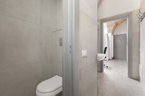Villa | Bathroom