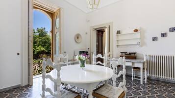 Villa | Eigene Küche