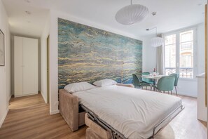2 bedrooms, iron/ironing board, WiFi, bed sheets - Le Belleville Chic (Paris)
