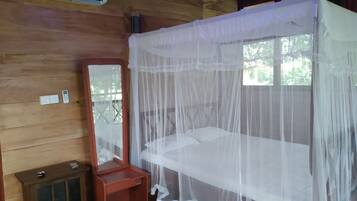 Luxury Chalet, 2 Bedrooms, Garden View | 2 bedrooms, Egyptian cotton sheets, premium bedding, desk