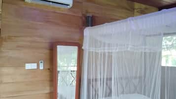 奢華小木屋, 2 間臥室, 花園景 | 2 間睡房、埃及棉床單、高級寢具、書桌