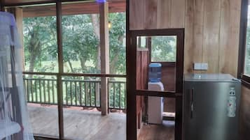 Luxury Chalet, 2 Bedrooms, Garden View | 2 bedrooms, Egyptian cotton sheets, premium bedding, desk