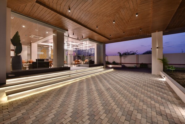 Exterior - Click Hotel Pithampur (Dr. Ambedkar Nagar)