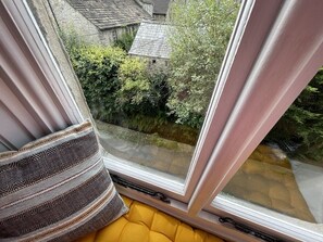 Interior - Cosy Cottage for 6 & Pets Friendly in Hope Valley - Pass the Keys (Stoney Middleton)